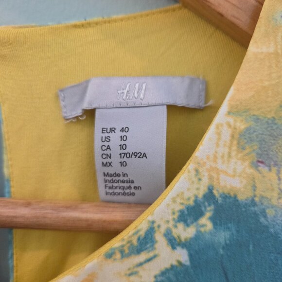 H&M Multicolor Abstract Midi Dress - Picture 2 of 10